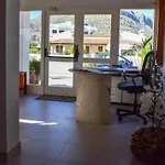 Alexia Aqua Direct Pool Access 2br 9min To Sea 5 Min To Town At1833