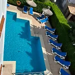 Alexia Aqua Direct Pool Access 2br 9min To Sea 5 Min To Town At1833