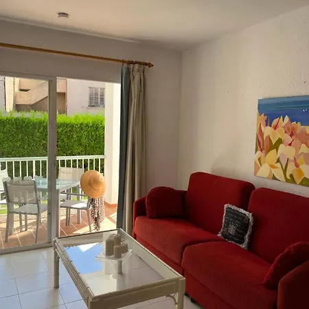 Alexia Aqua Direct Pool Access 2br 9min To Sea 5 Min To Town At1833
