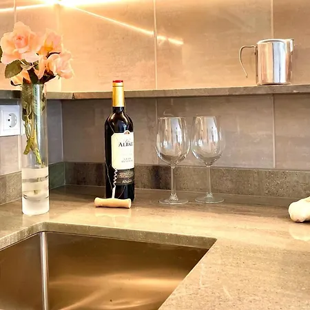 Lejlighed Alexia Aqua Direct Pool Access 2br 9min To Sea 5 Min To Town At1833
