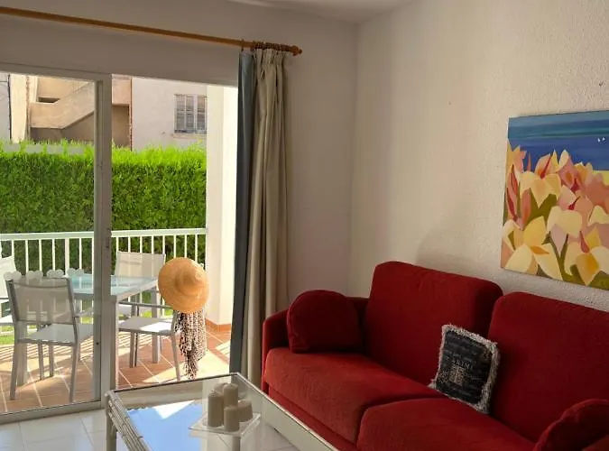 Alexia Aqua Direct Pool Access 2br 9min To Sea 5 Min To Town At1833