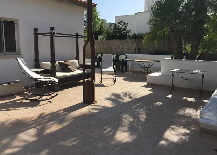 Alexia Aqua Direct Pool Access 2br 9min To Sea 5 Min To Town At1833